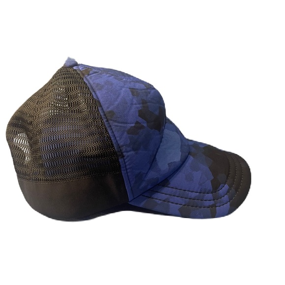 Lululemon What's Up Blue Camo Print Trucker Training Hat Cap Adjustable Snapback - Picture 3 of 6